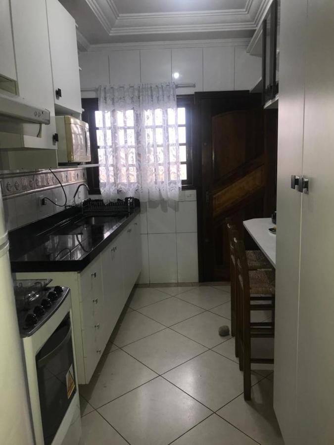 Hostel Gru Economico Com Quartos Individuais E Translado 瓜卢流斯 外观 照片